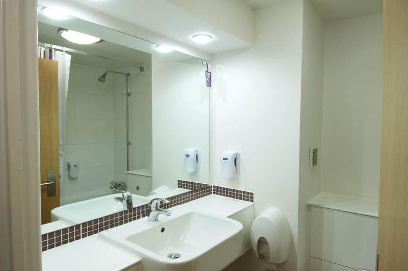 Premier Inn Maidstone Wateringbury Bagian luar foto