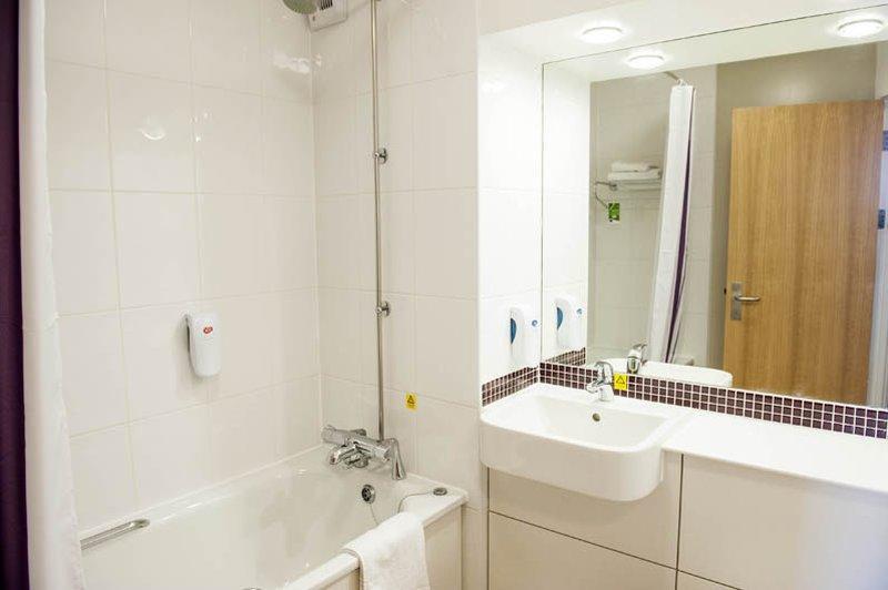 Premier Inn Maidstone Wateringbury Bagian luar foto